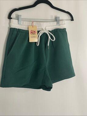 entro Green Women's Drawstring Athletic Shorts with Cream Waistband
